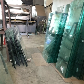 Kính cường lực mẫu 1